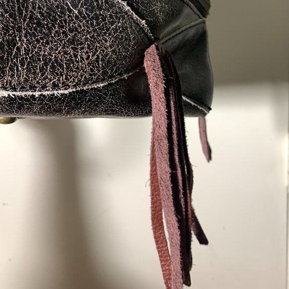 MUXO Distressed Black Leather Weekender Tote - Picture 5 of 13